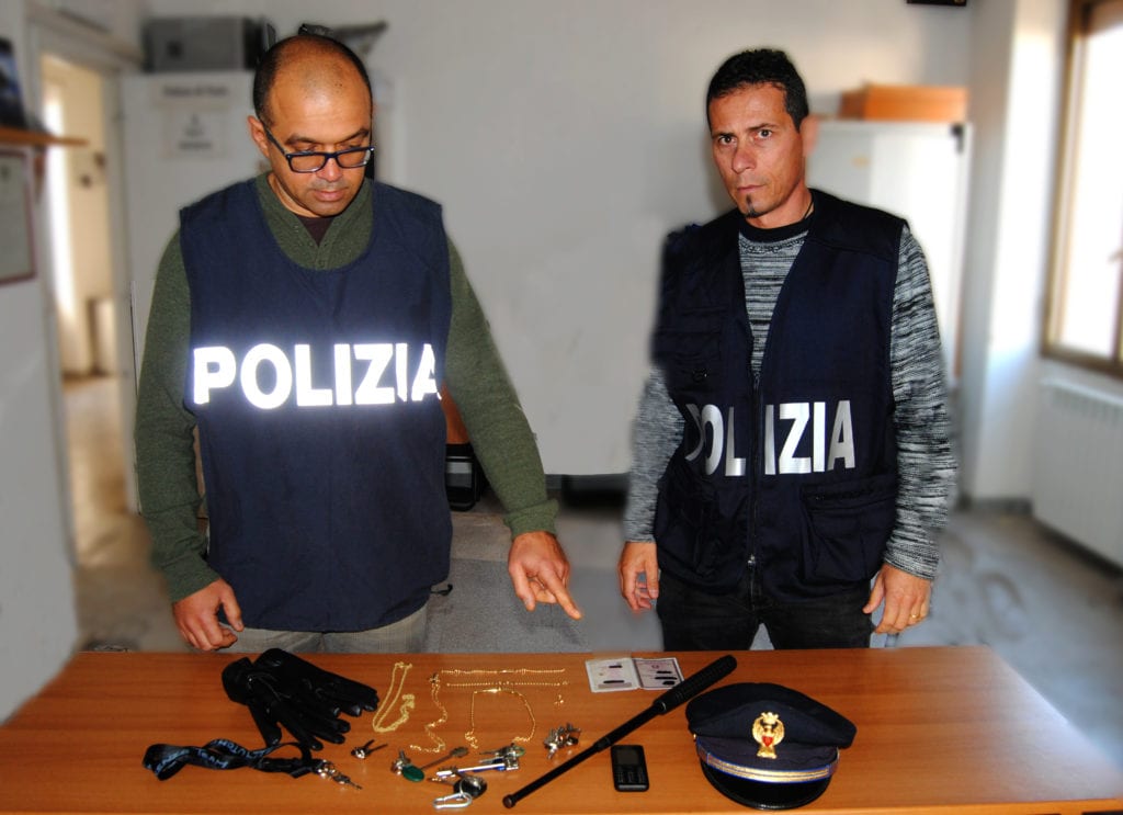 Terracina, trovato con un manganello in metallo sotto casa della ex ...