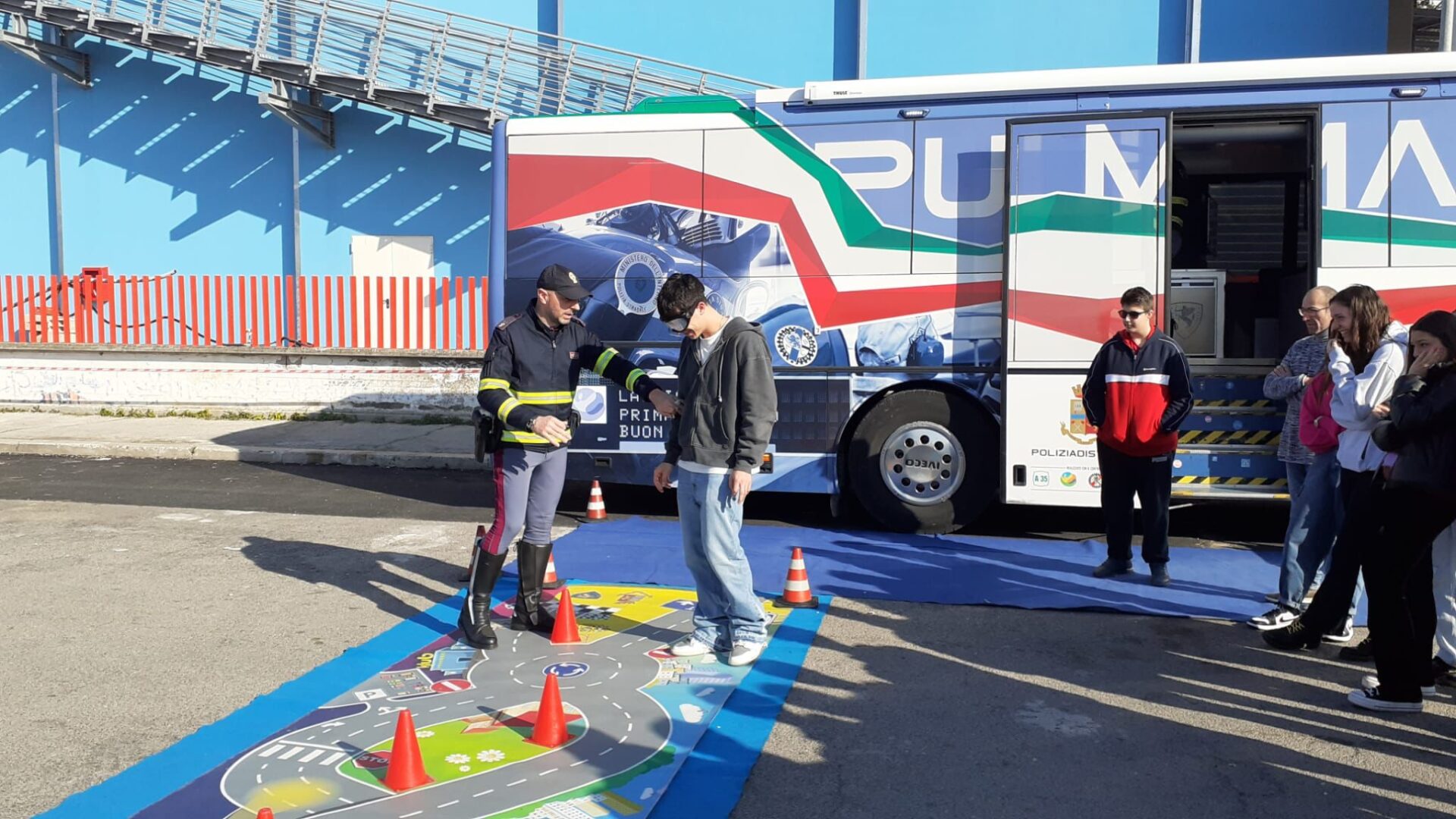 Educazione stradale, 250 studenti a lezione di guida sicura